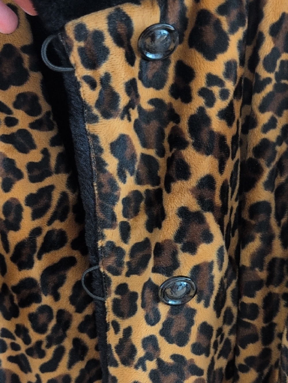 334 - Leopard Print Faux Fur Coat Reversable - very soft, great condition - Picture 6 of 9